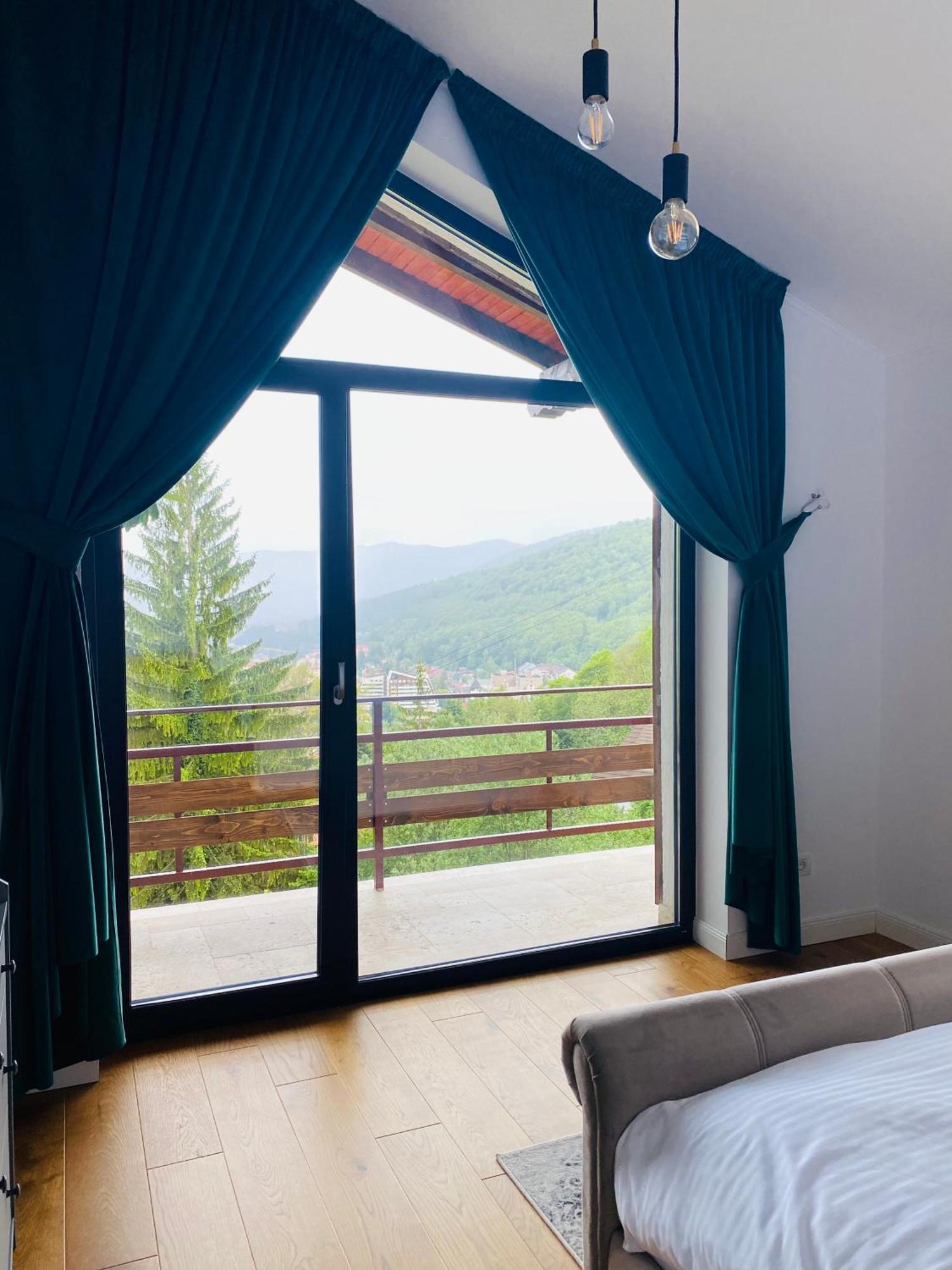 Stone House Sinaia Villa Buitenkant foto